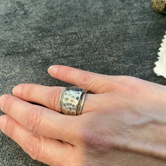 Silver ring - Picture 6 of 6